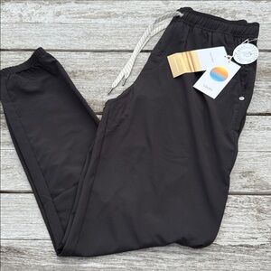 VUORI Kore Jogger Men's Lined Athletic‎ Joggers Black size Small NWT